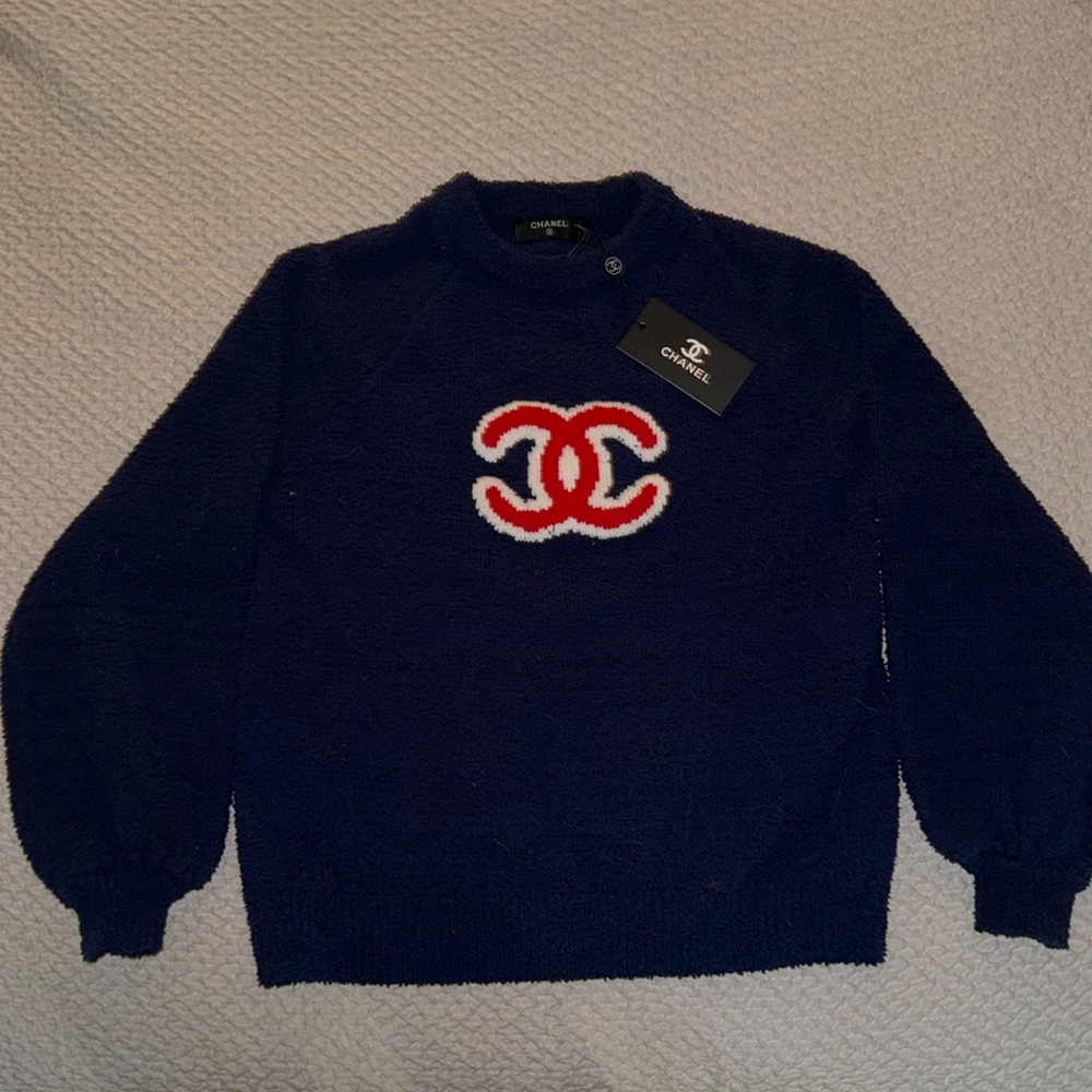 CHANEL 19K CC Teddy Sweater in Navy
